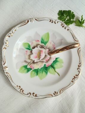 🦢 COQUETTE CORE 🦢 1930s, Hand-Painted Floral Rossetti "Nappy" or Lemon Plate